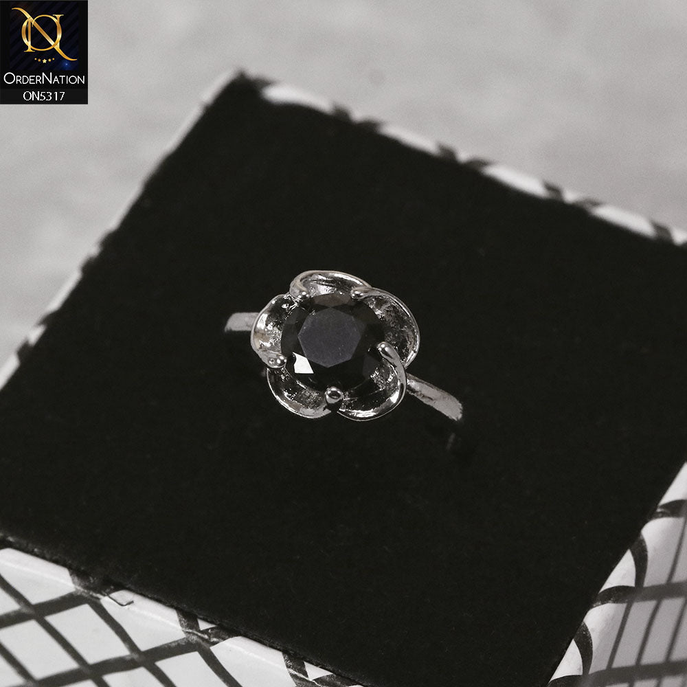 Lovely Silver Plating Ring With Black Rhinestones For Women