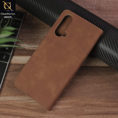 OnePlus Nord CE 5G Cover - Light Brown - ONation Business Flip Series - Premium Magnetic Leather Wallet Flip book Card Slots Soft Case