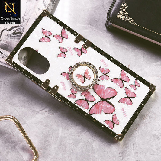 Oppo A18 Cover - Design1 - Trendy Holographic Design Golden Square Case with Matching Bling Ring Holder