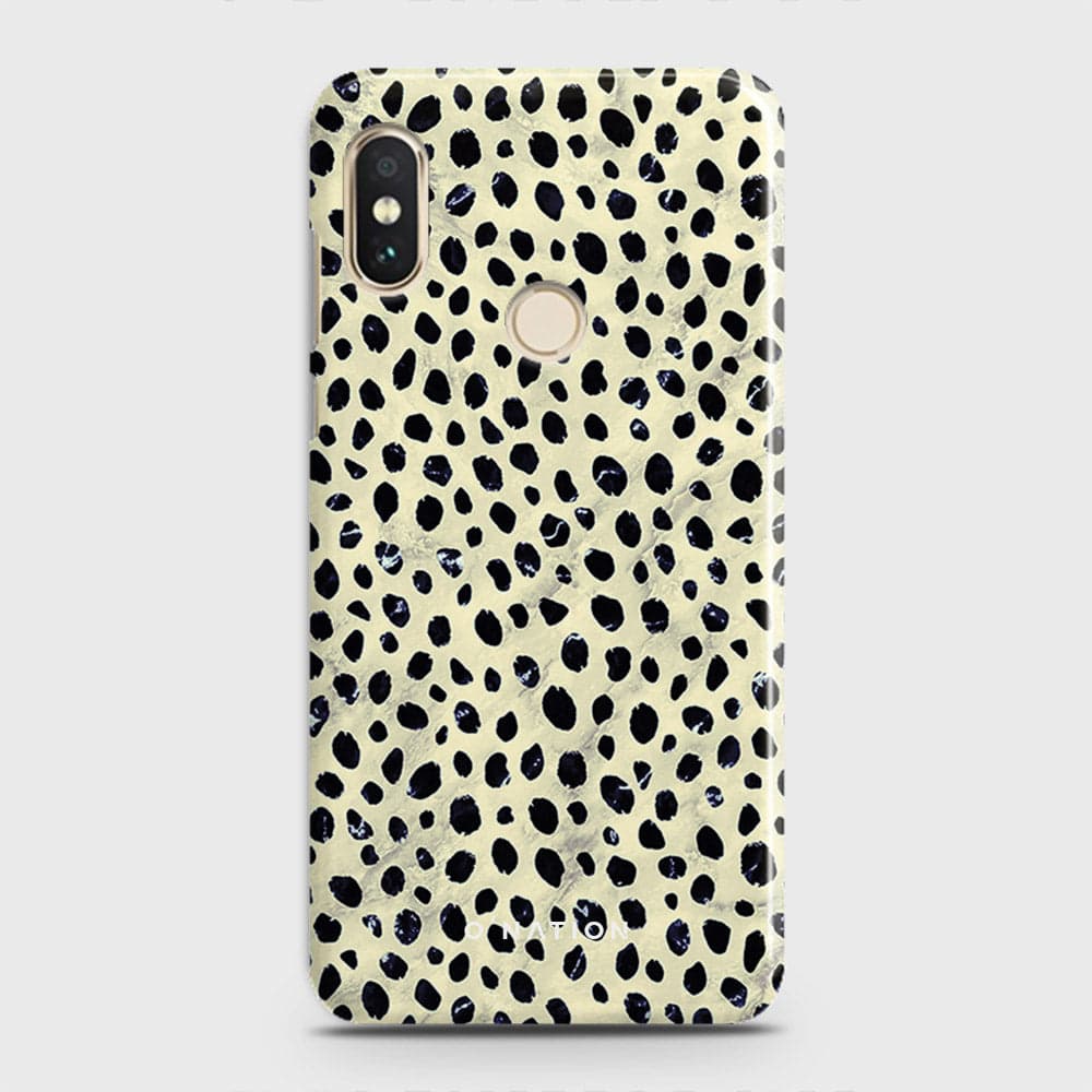 Xiaomi Mi A2 Lite / Redmi 6 Pro Cover - Bold Dots Series - Matte Finish - Snap On Hard Case with LifeTime Colors Guarantee