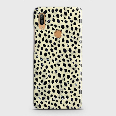 Huawei Y6 Prime 2019 Cover - Bold Dots Series - Matte Finish - Snap On Hard Case with LifeTime Colors Guarantee