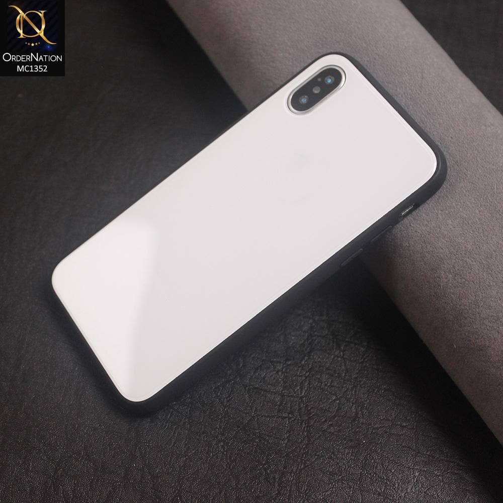 iPhone XS / X Cover - White - Color Tempered Glass Soft Border Case