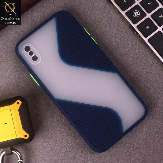 iPhone XS / X Cover - Blue - New Ziggy Line Wavy Style Soft Case