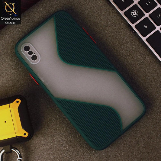 iPhone XS / X Cover - Green - New Ziggy Line Wavy Style Soft Case