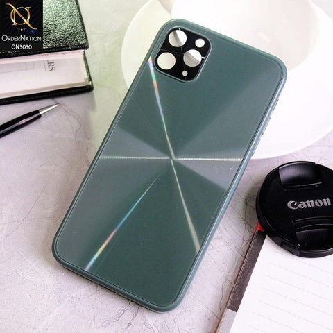 iPhone 11 Pro Cover - Green - Radiant Diamond Ray Reflective Aluminum Furnish Soft Borders Glass Cases