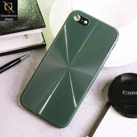 iPhone SE 2020 Cover - Green - Radiant Diamond Ray Reflective Aluminum Furnish Soft Borders Glass Cases