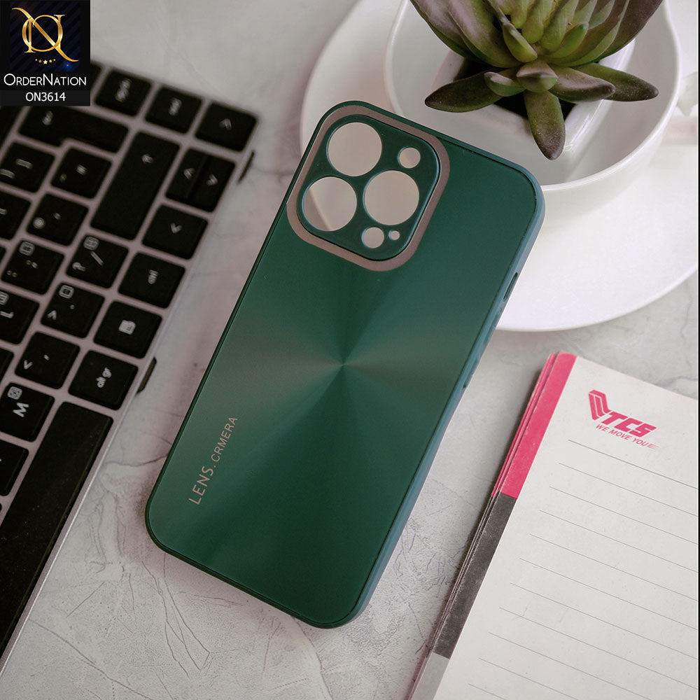 iPhone 12 Pro Max Cover - Green -  Radiant Diamond Ray Reflective Aluminum Furnish Soft Borders Cases