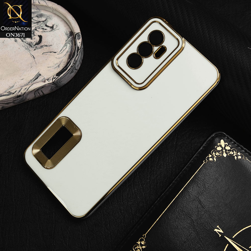 Vivo V23e Cover - White -  All New Electroplating Borders With Logo Hole Protective Soft Silicon Case