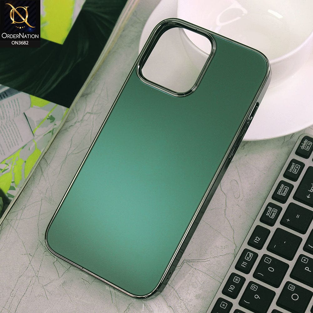 iPhone 12 Pro Max Cover - Green - Magic Mask Q-Series Trendy Electroplated Shiny Borders Scratch Resistant Protective Soft Case