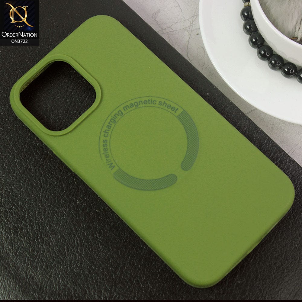 iPhone 13 Pro Max Cover - Green - Soft Shockproof Sillica Gel Case With Wireless Charging Magnetic Sheet