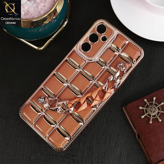Samsung Galaxy A05s Cover - Brown - 3D Electroplating Square Grid Design Soft TPU Case With Chain Holder