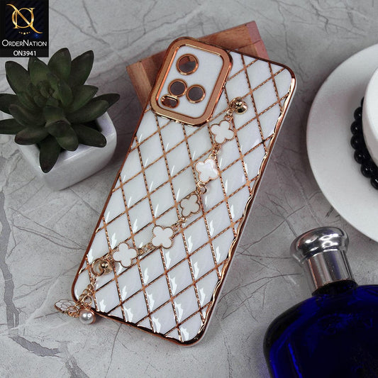 Vivo Y21e Cover - White -  Soft TPU Shiny Electroplated Golden Lines Camera Protection Case With Flower Chain Holder